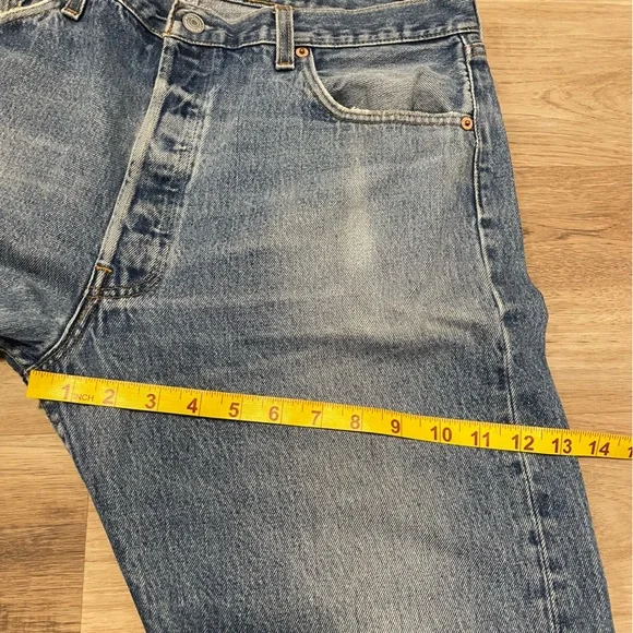 Vintage Levis 501 xx button fly jeans USA Men’s 35x30 perfectly distressed - Picture 15 of 16